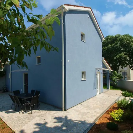 Holiday home Holiday House “marta”